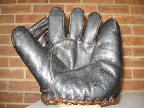 Frank Frisch Spalding 106 Front